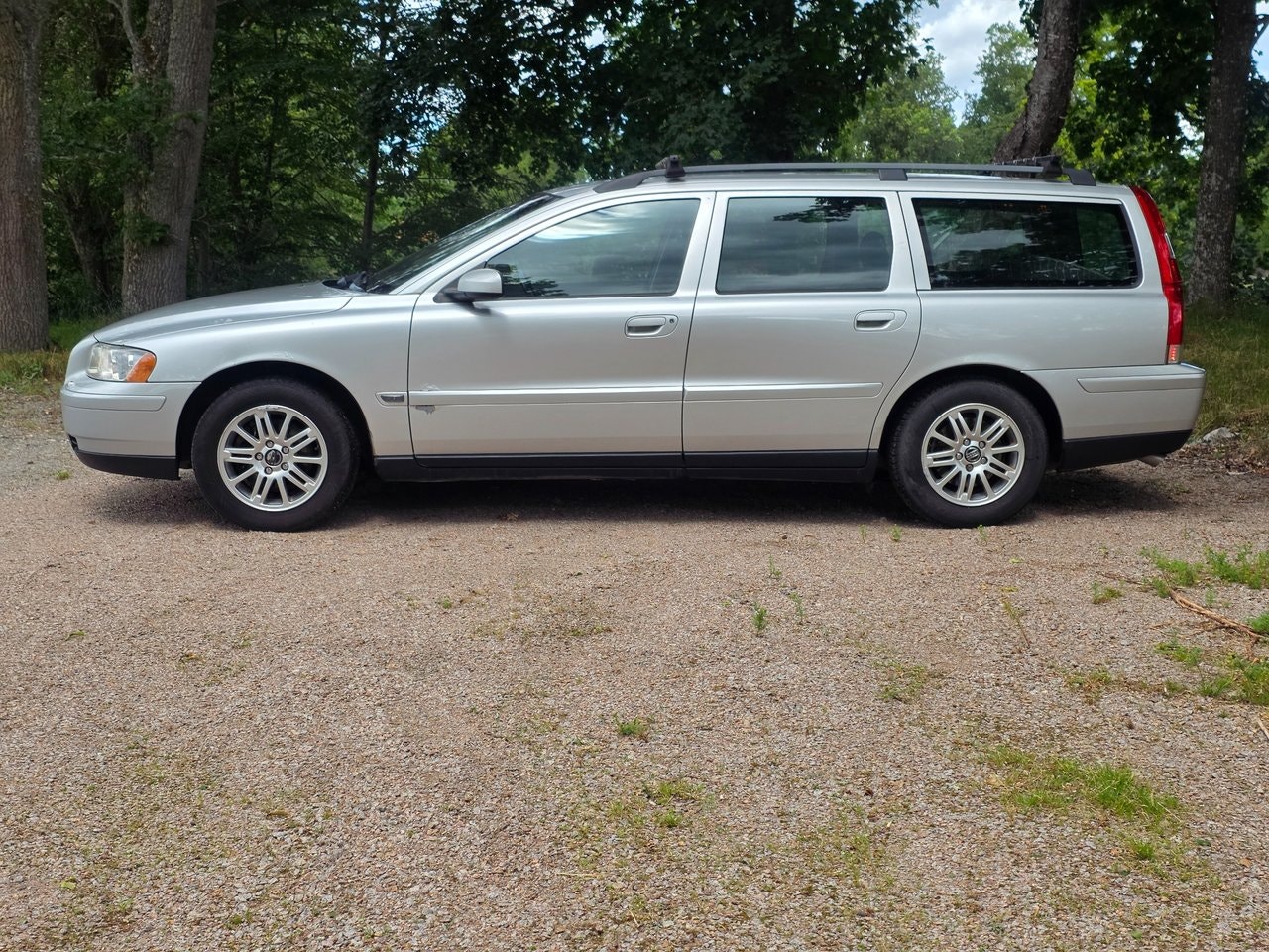 Volvo V70 2.4 Manual, 140hp, 2006