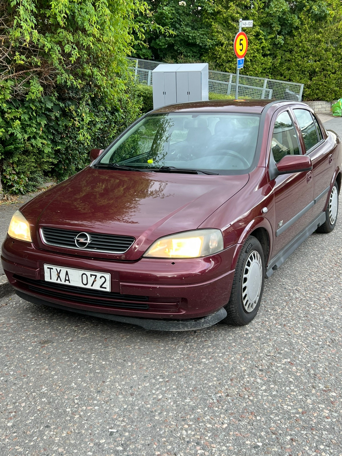 Opel Astra Sedan 1.6 Automatic, 4-trins, 101ps, 2003