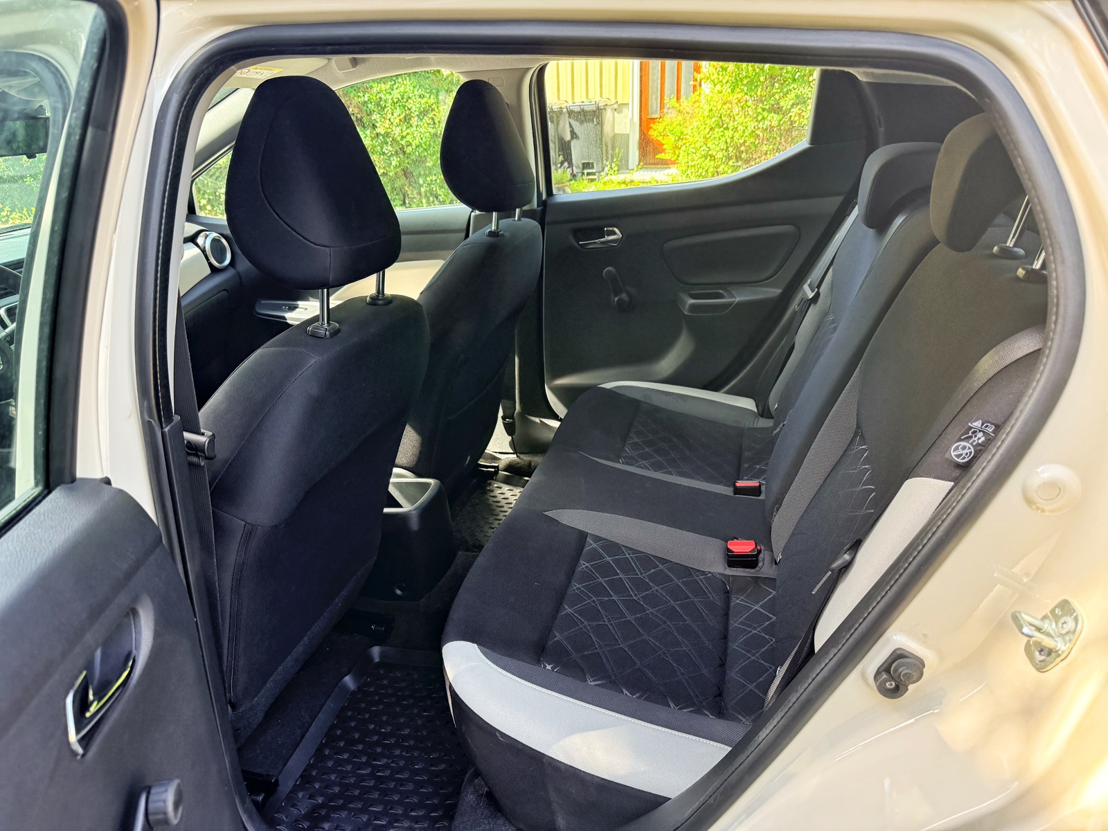 Nissan Micra 0.9 Turbo Manual, 90hp, 2017