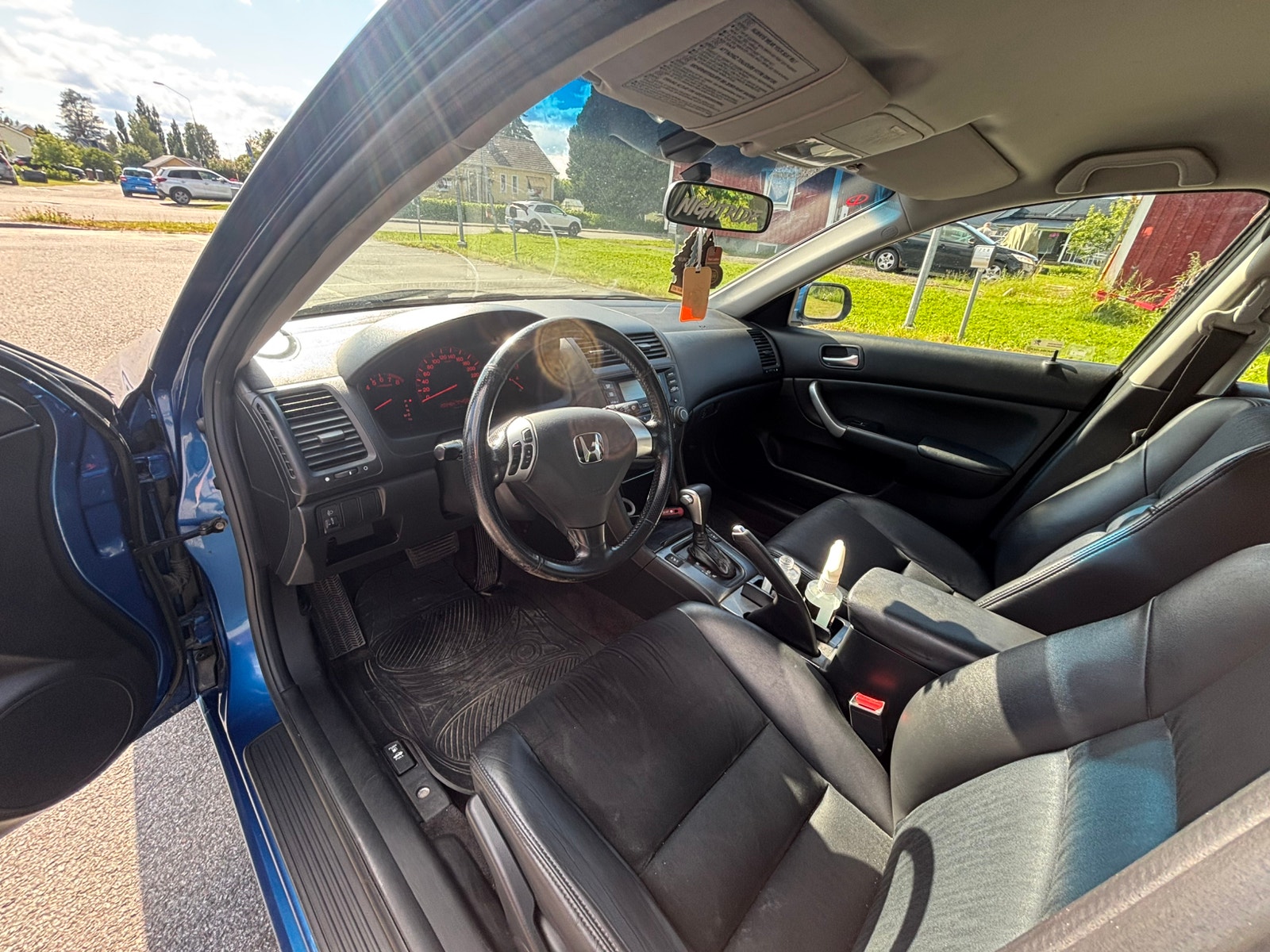 Honda Accord 2.0 i-VTEC Automatisk, 5-trinn, 155hk, 2003