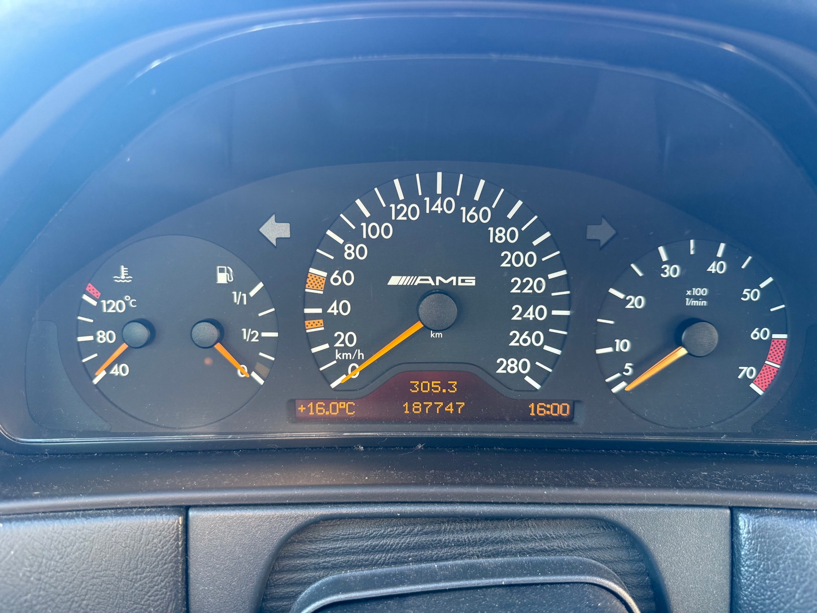 Mercedes-Benz E 55 AMG Automatisk, 5-trinn, 354hk, 1999