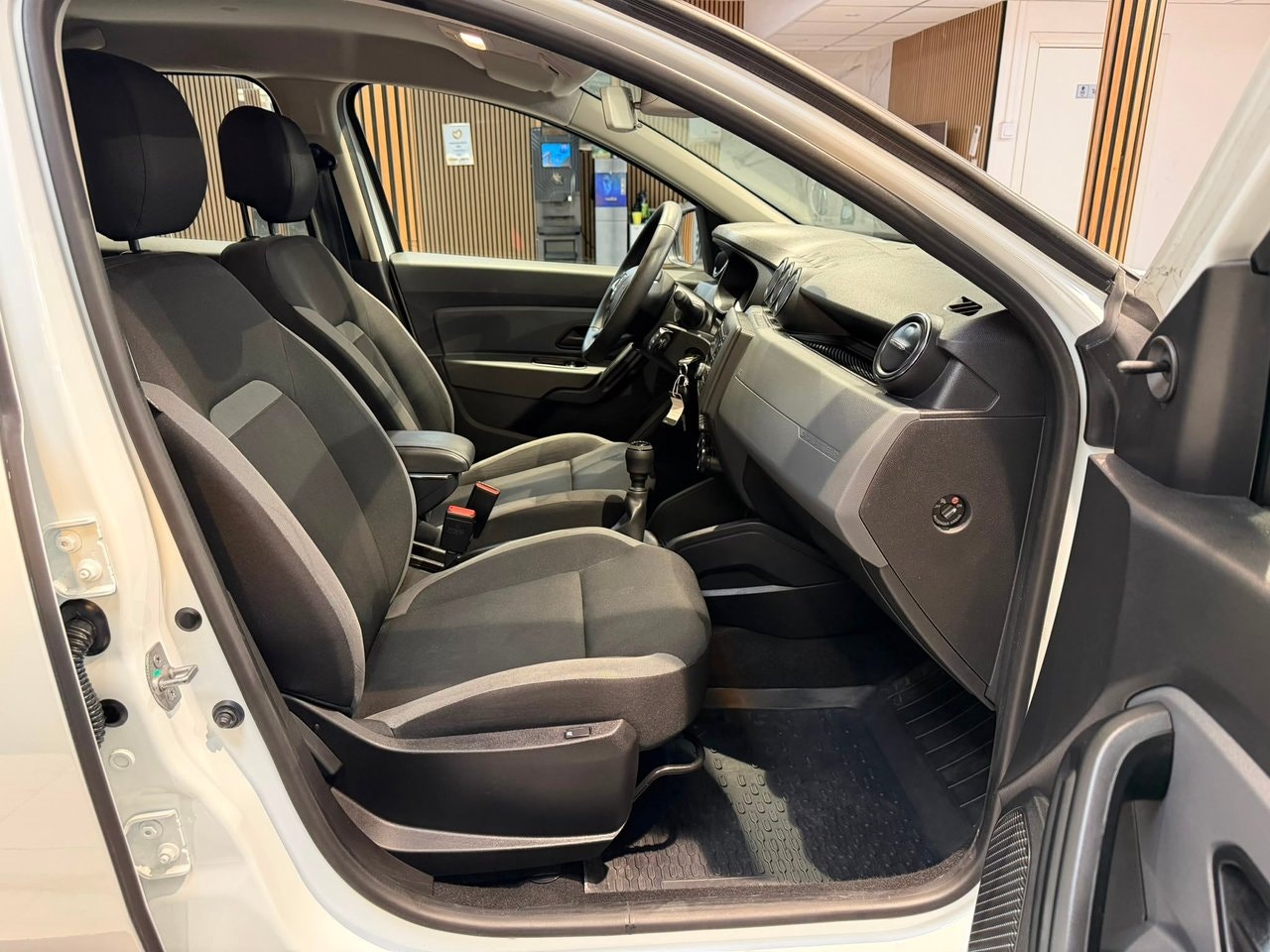 Dacia Duster 1.6 SCe Manual, 115hp, 2019