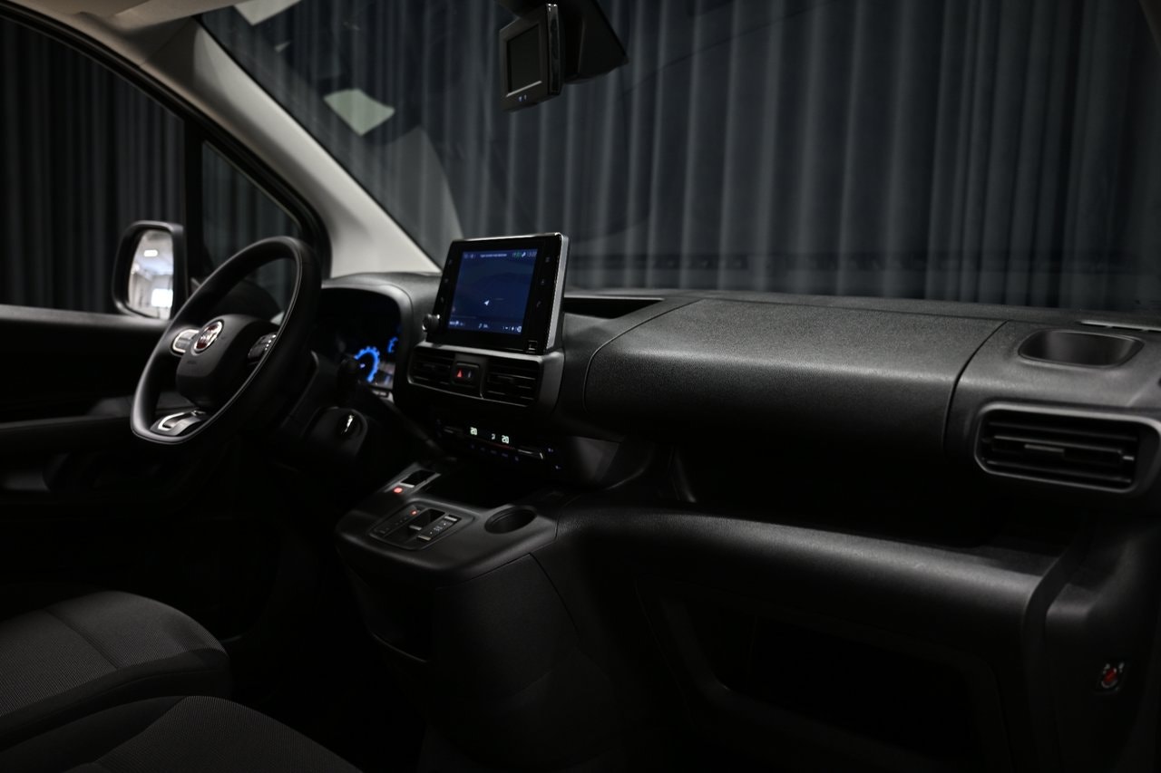 Fiat E-Doblò Van, 136ps, 2023
