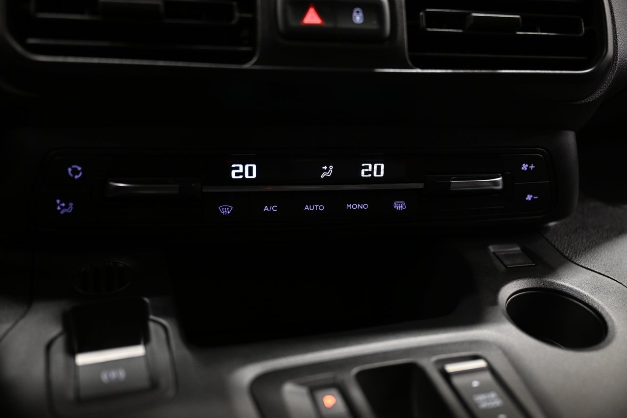 Fiat E-Doblò Van, 136ps, 2023