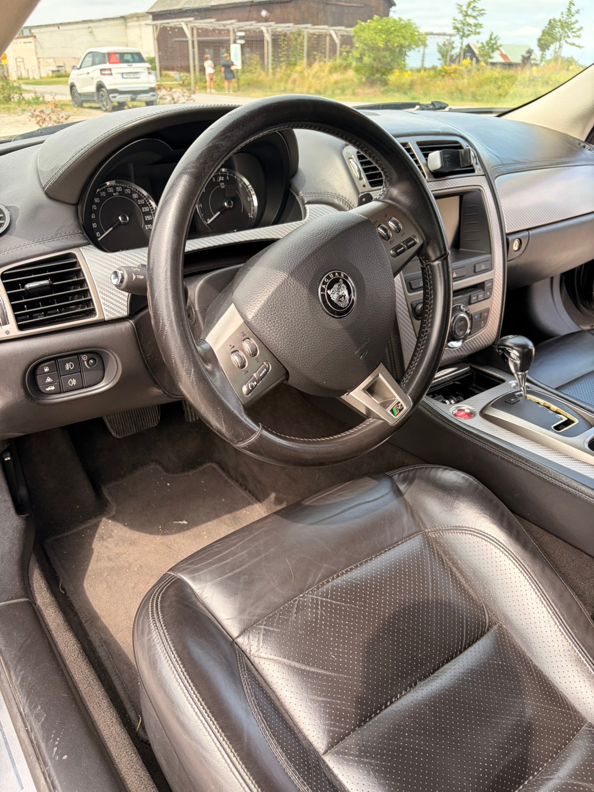 Jaguar XKR Automatic, 6-trins, 416ps, 2007