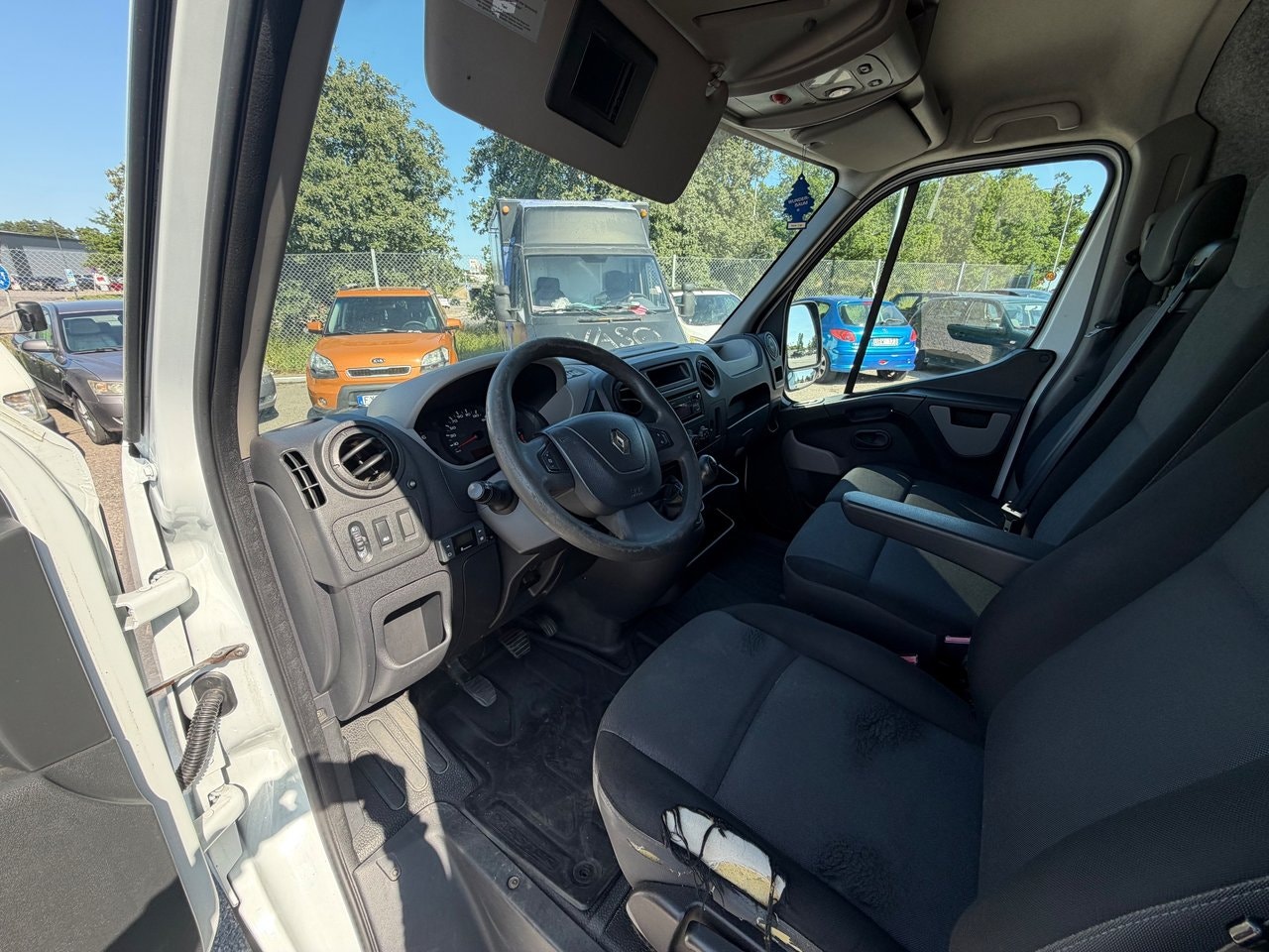 Renault Master 3.5 T 2.3 dCi Manual, 110hp, 2015