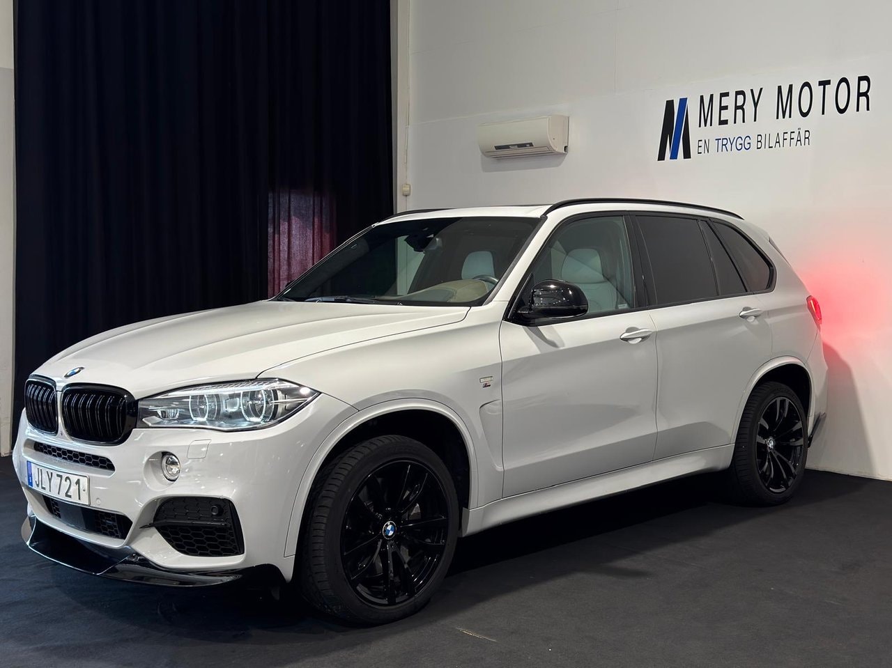 BMW X5 381 hp