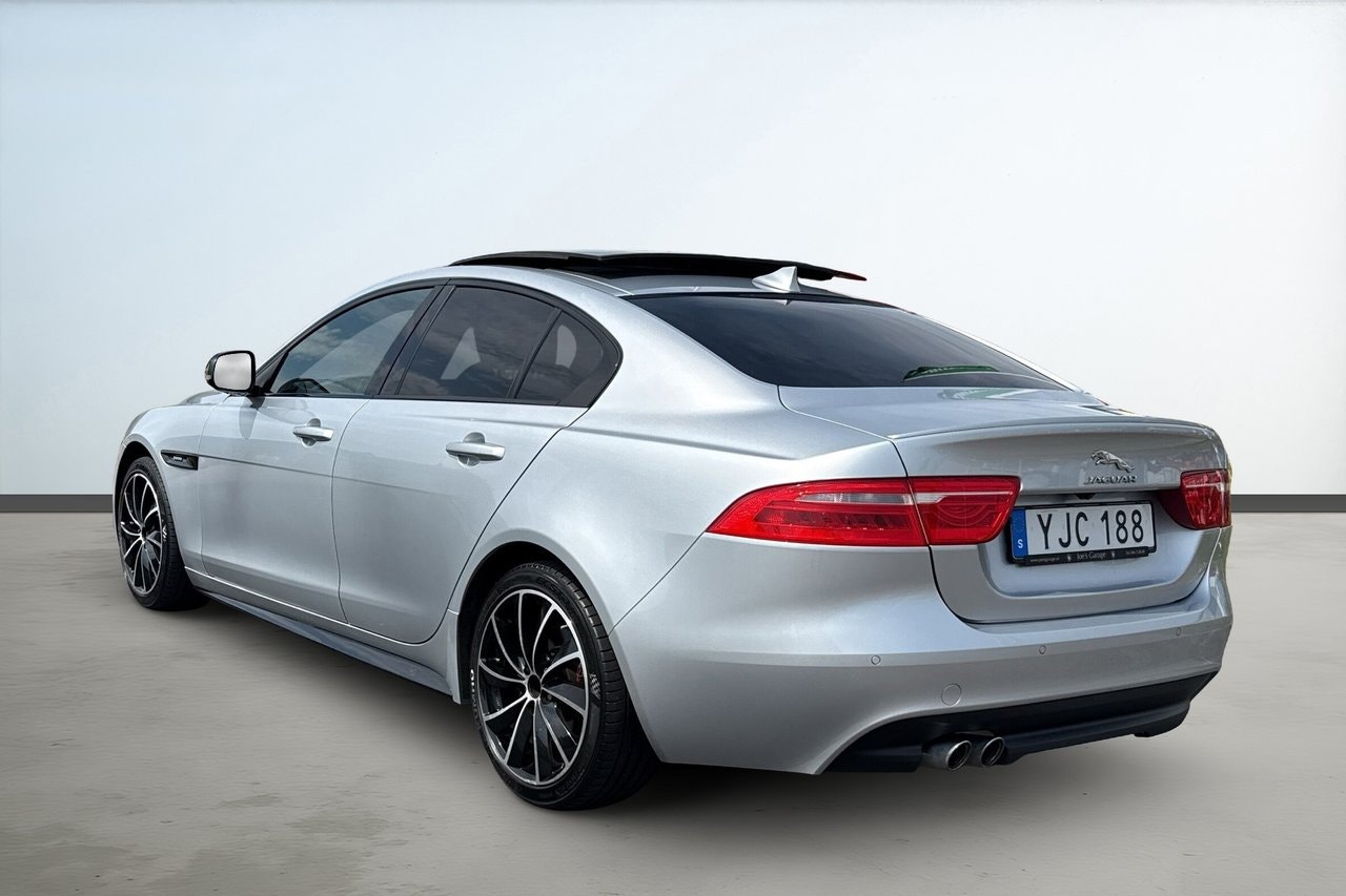 Jaguar XE 20d Automatic, 180hp, 2016