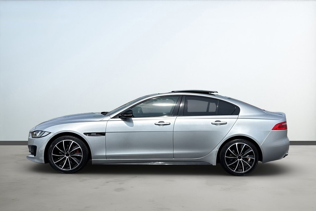 Jaguar XE 20d Automatic, 180hp, 2016