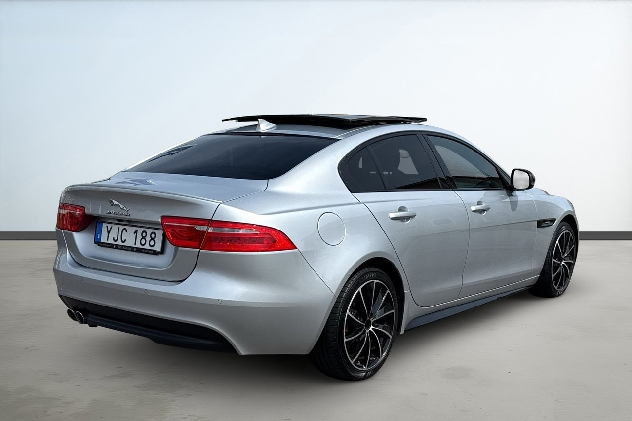 Jaguar XE 20d Automatic, 180hp, 2016