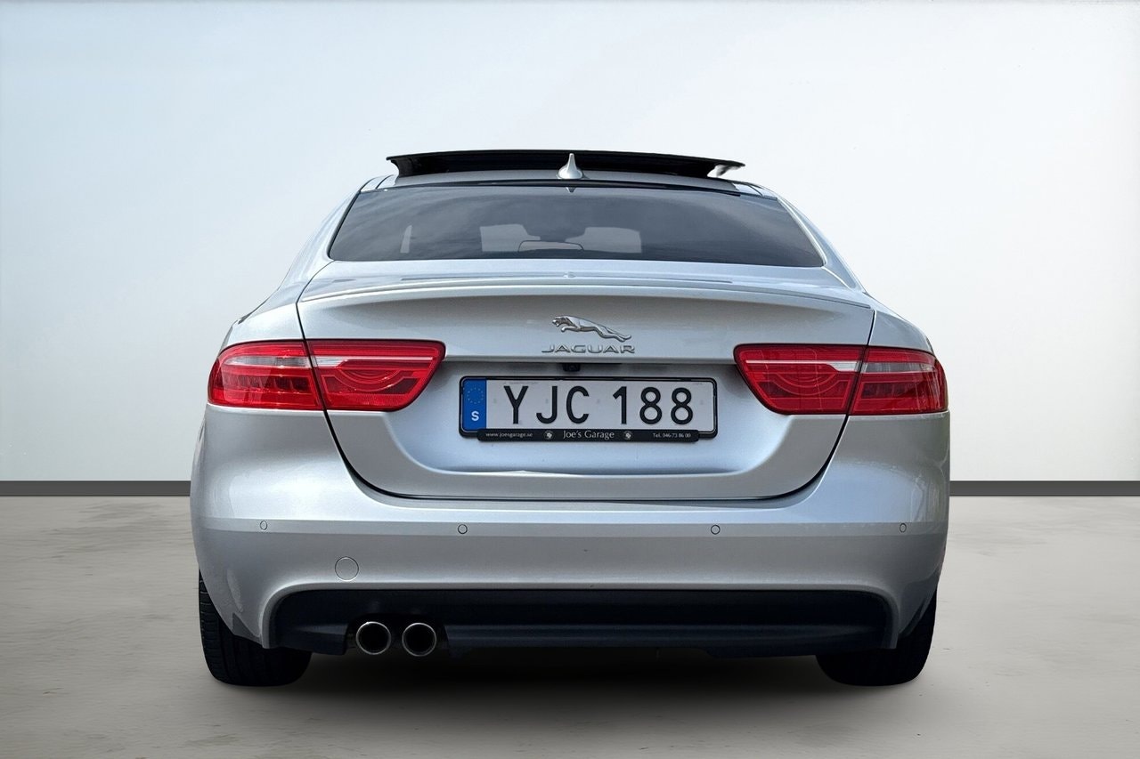 Jaguar XE 20d Automatic, 180hp, 2016