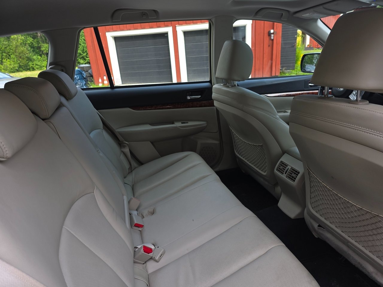 Subaru Outback 3.6 4WD Automatic, 260hp, 2010