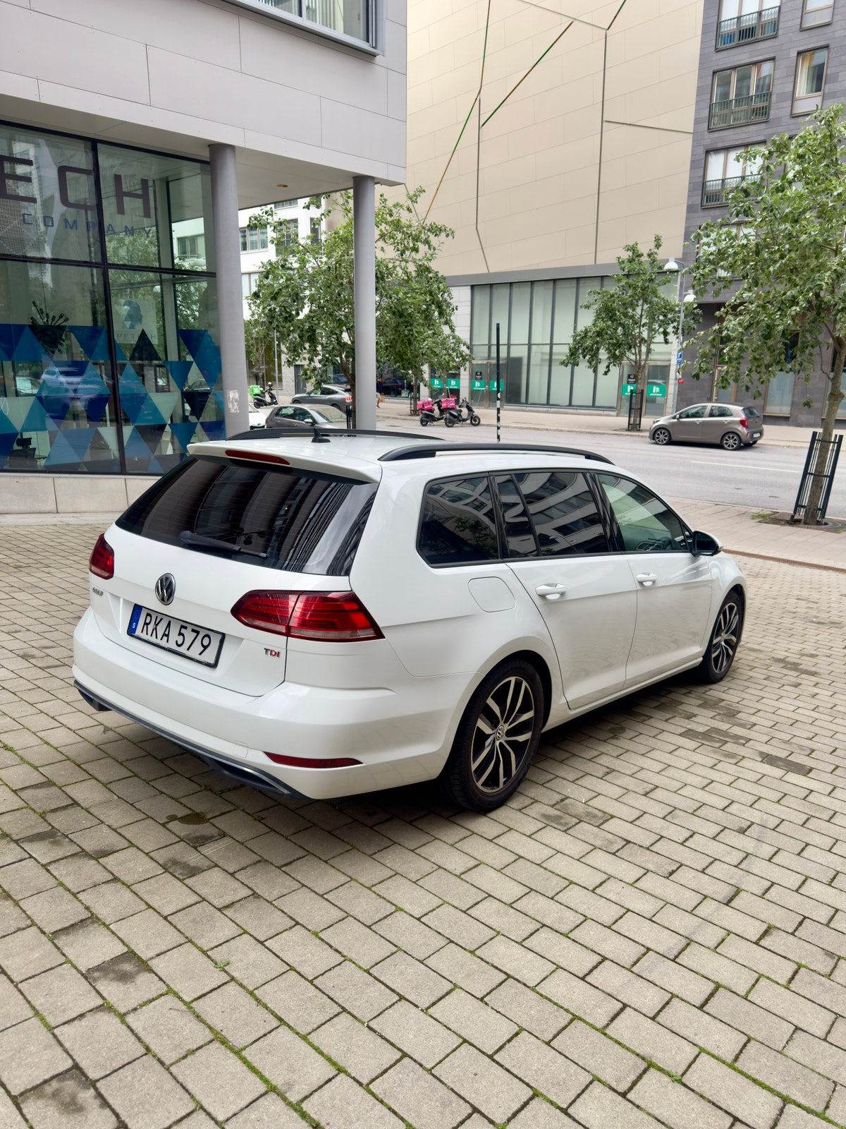 Volkswagen Golf Variant 1.6 TDI DPF BMT DSG Sequential, 116hp, 2017