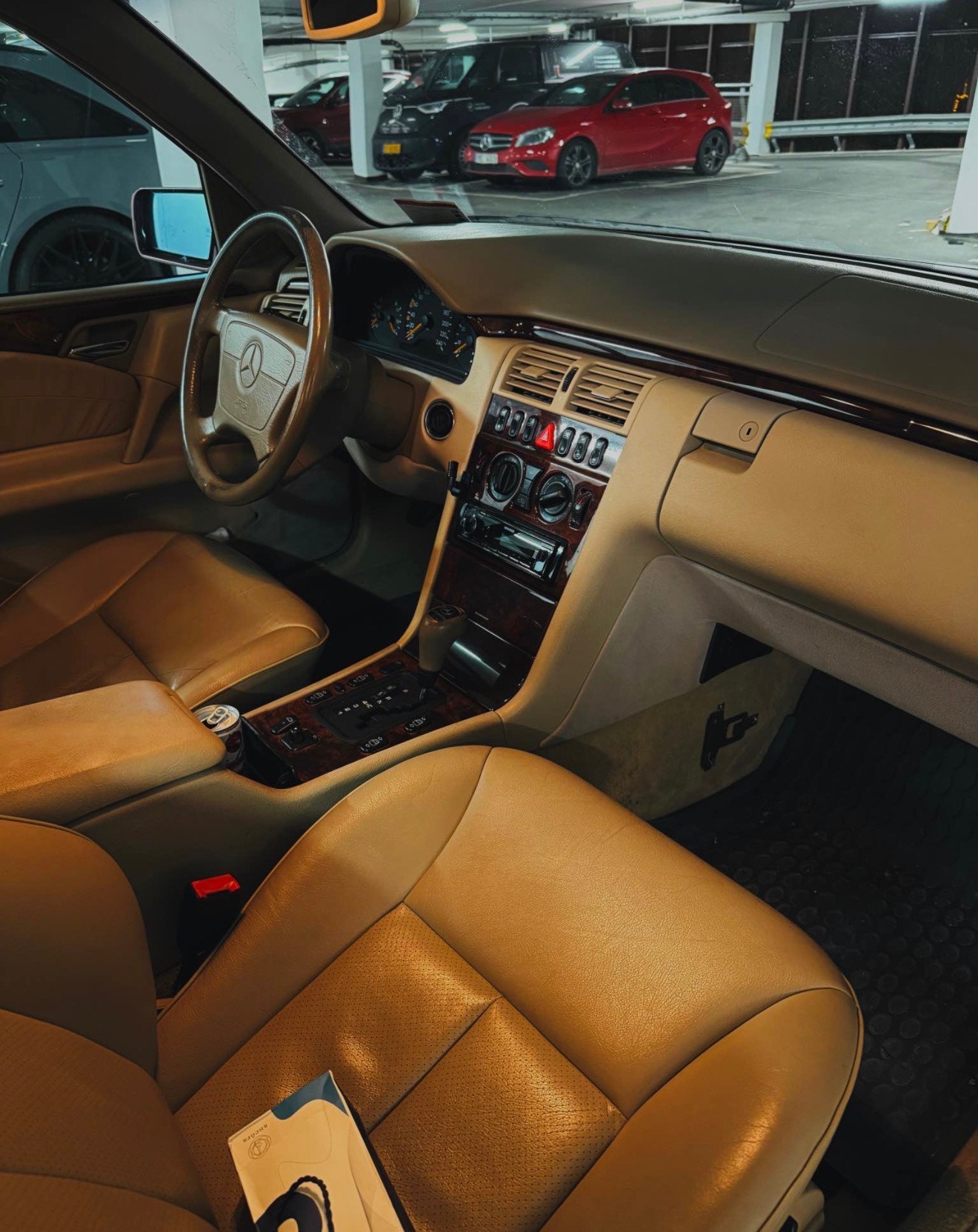 Mercedes-Benz E 240 Automatisk, 5-trinn, 170hk, 1998