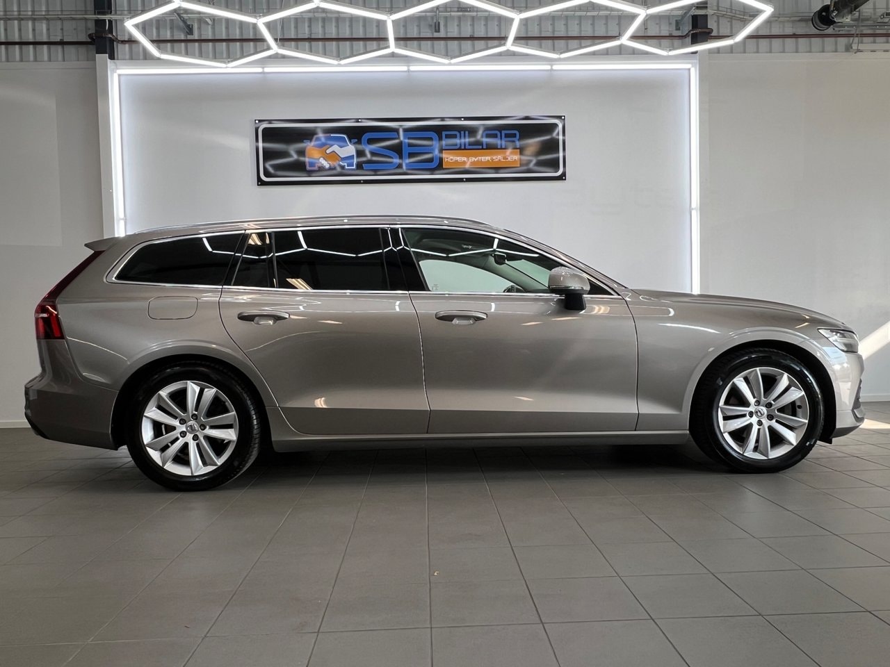 Volvo V60 D4 Geartronic, 8-trins, 190ps, 2019