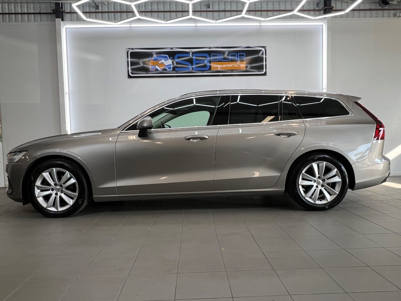 Volvo V60 D4 Geartronic, 8-trins, 190ps, 2019