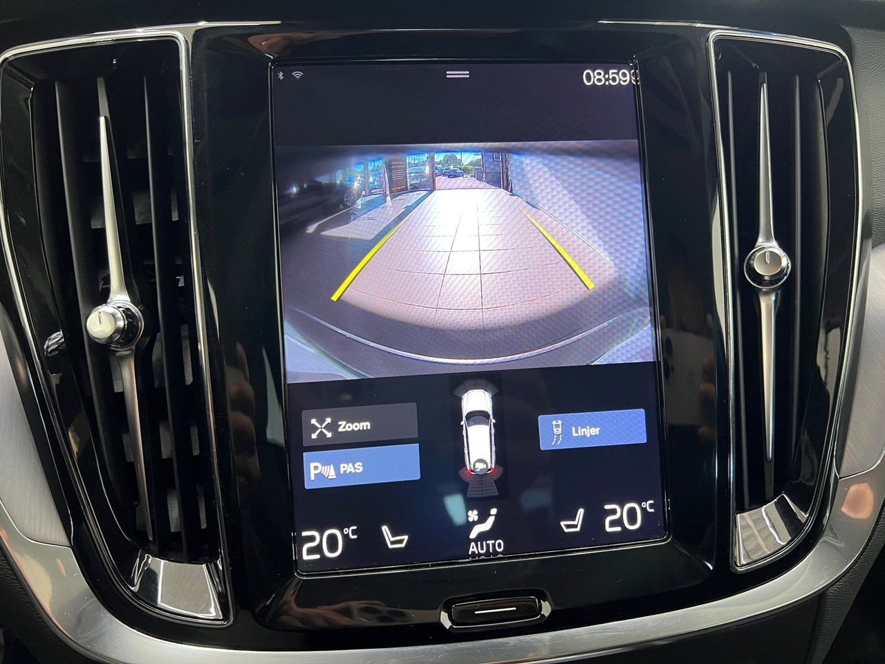 Volvo V60 D4 Geartronic, 8-trins, 190ps, 2019