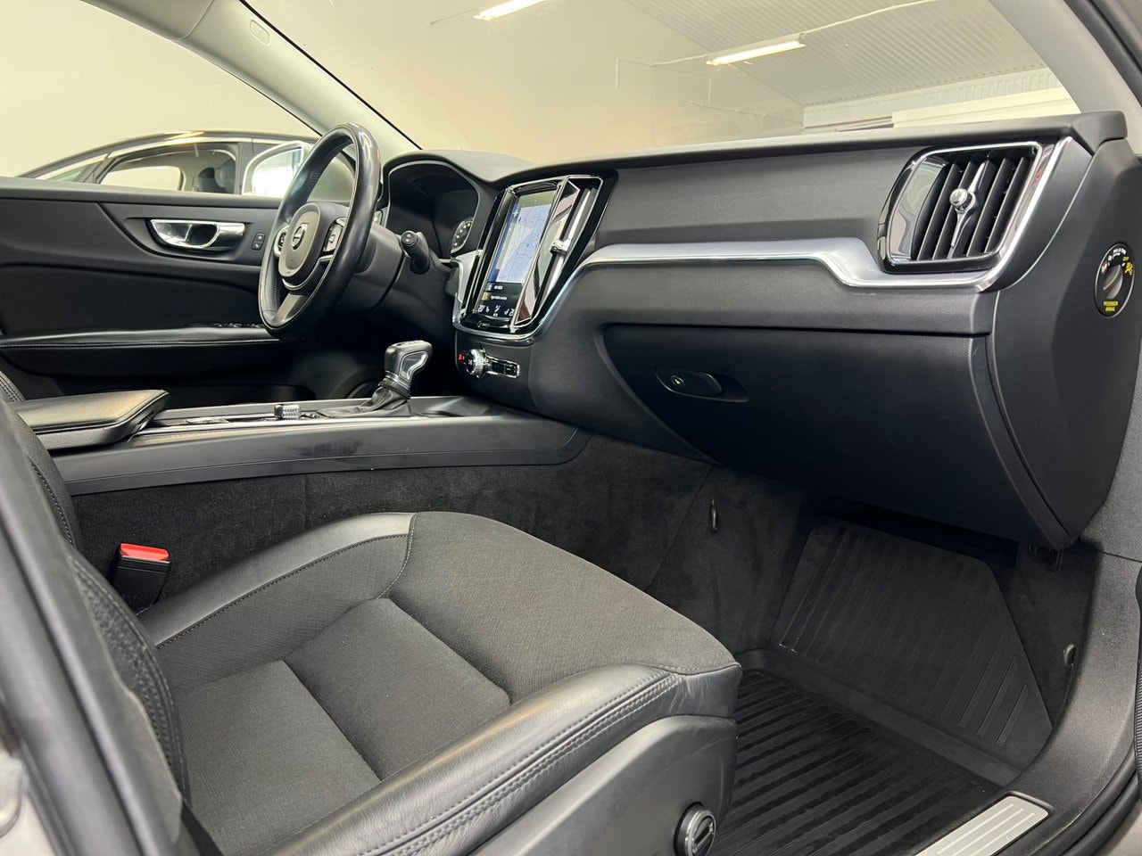 Volvo V60 D4 Geartronic, 8-trins, 190ps, 2019