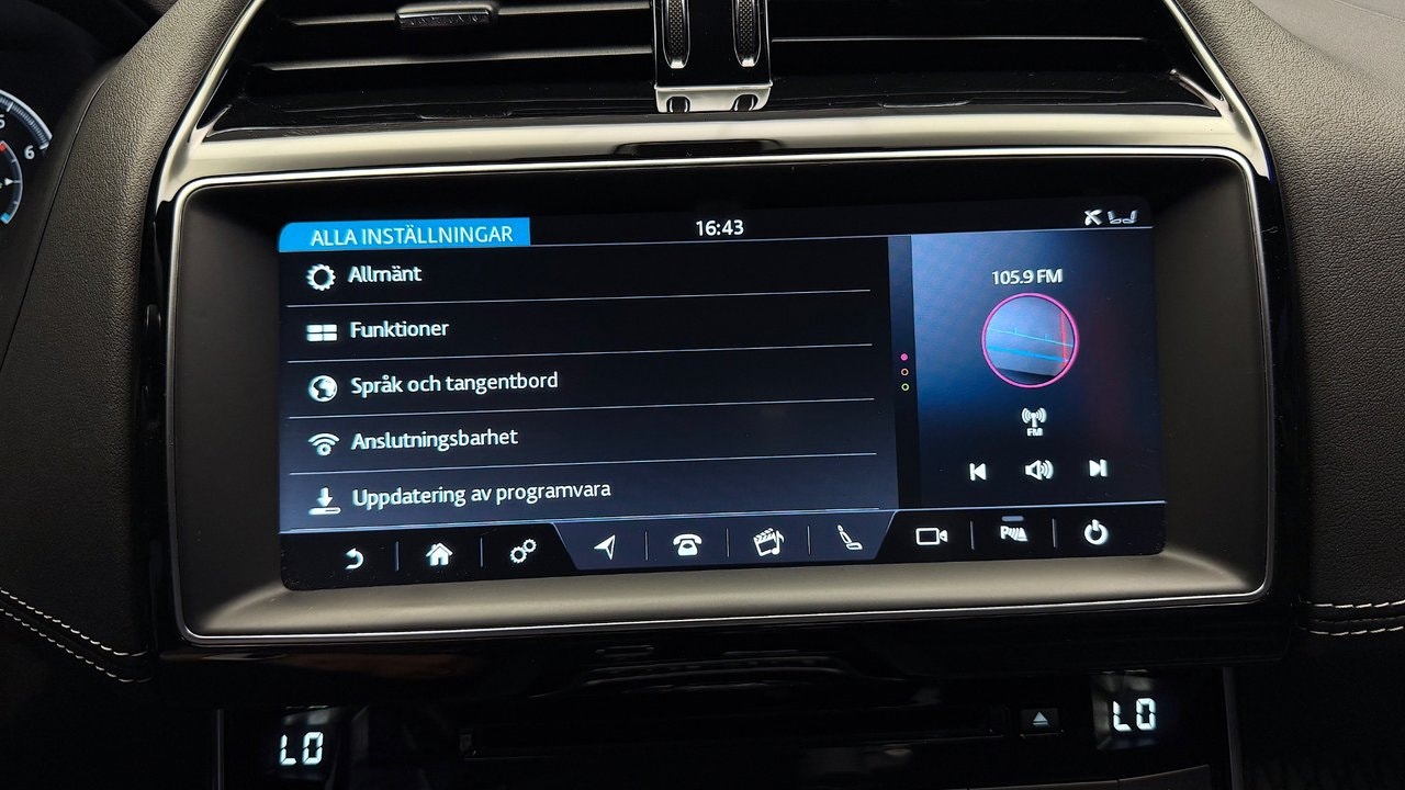 Jaguar XE 20t Automatic, 8-trins, 200ps, 2018
