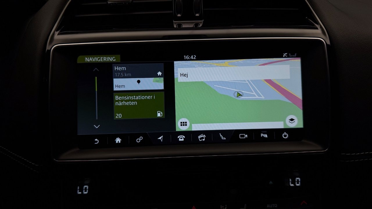 Jaguar XE 20t Automatic, 8-trins, 200ps, 2018