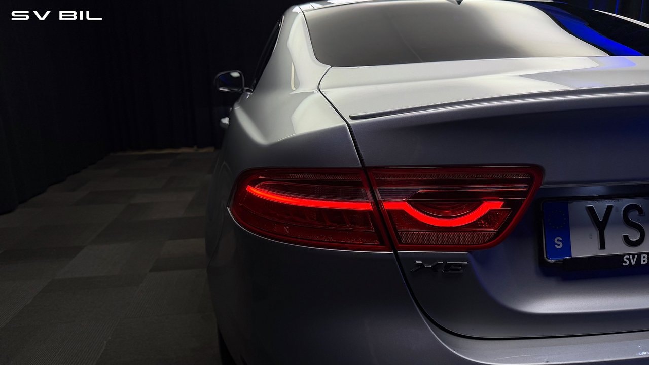 Jaguar XE 20t Automatic, 8-trins, 200ps, 2018