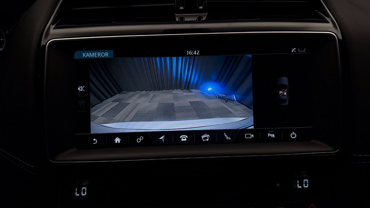 Jaguar XE 20t Automatic, 8-trins, 200ps, 2018