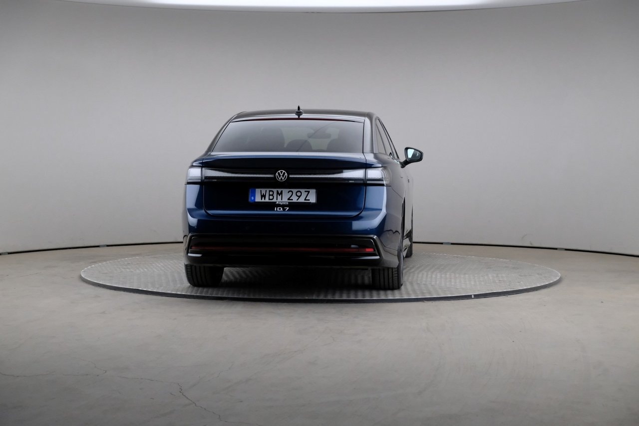 Volkswagen ID.7 Pro, 286ps, 2025
