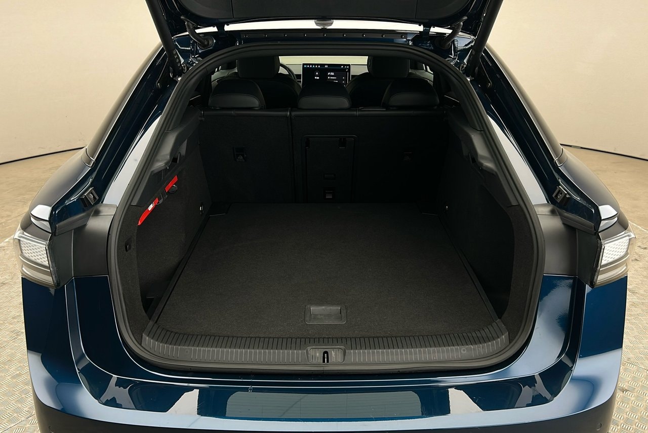 Volkswagen ID.7 Pro, 286ps, 2025