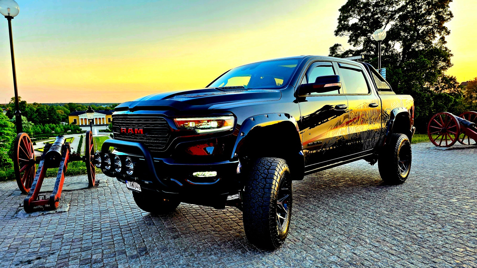 RAM 1500 Crew Cab 5.7 V8 HEMI Flex Fuel 4x4 TorqueFlite, 395hk, 2022