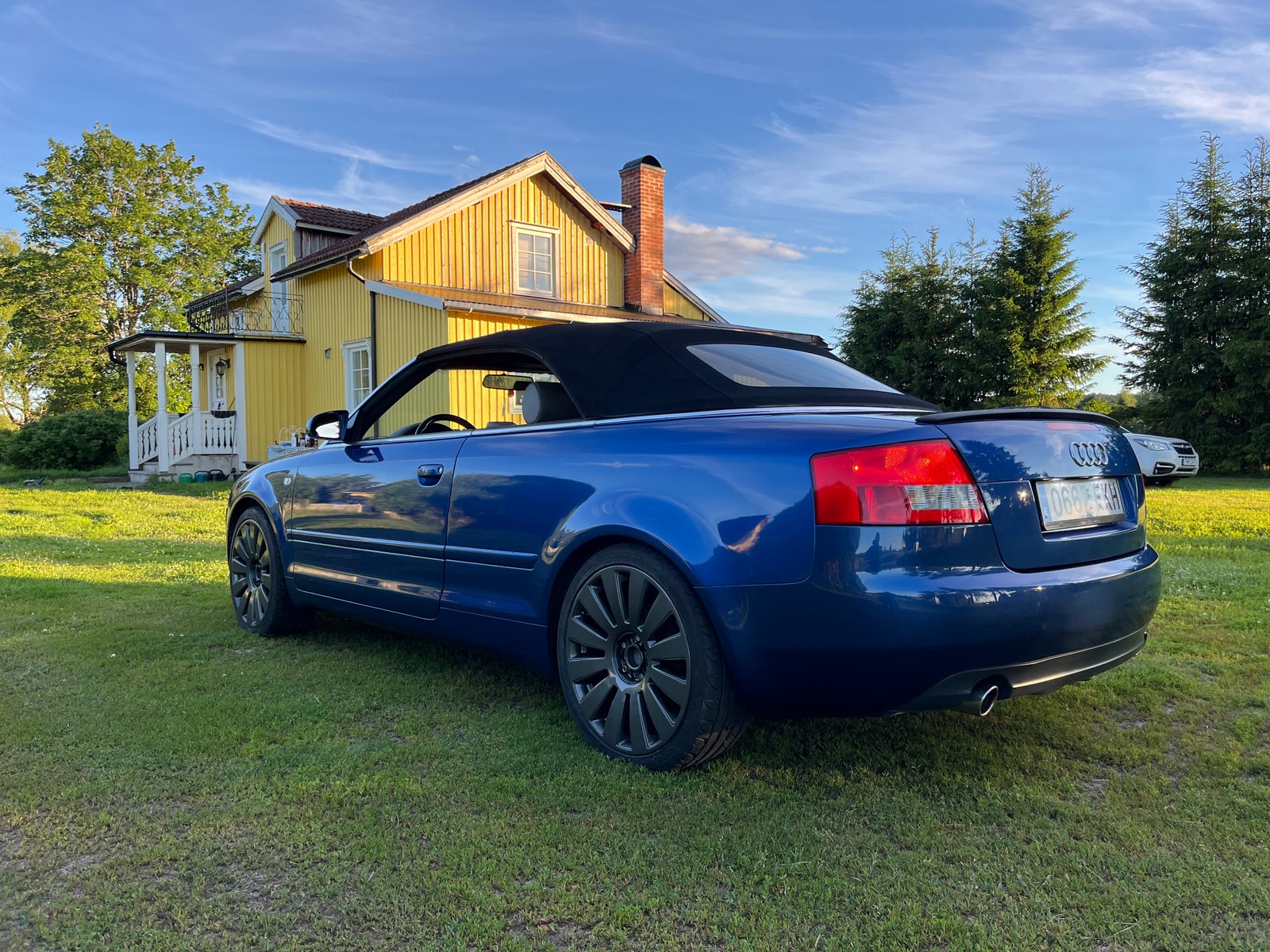 Audi A4 Cabriolet 2.4 V6 Manual, 170hp, 2003