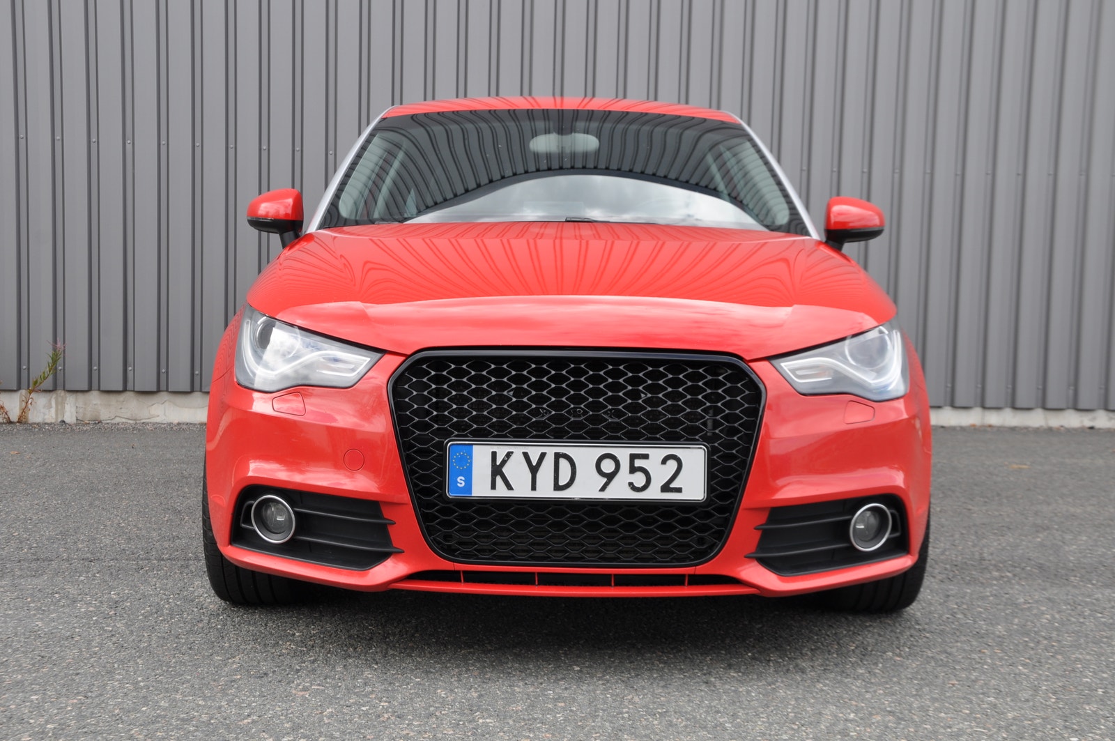 Audi A1 1.6 TDI  Manual, 105hp, 2011