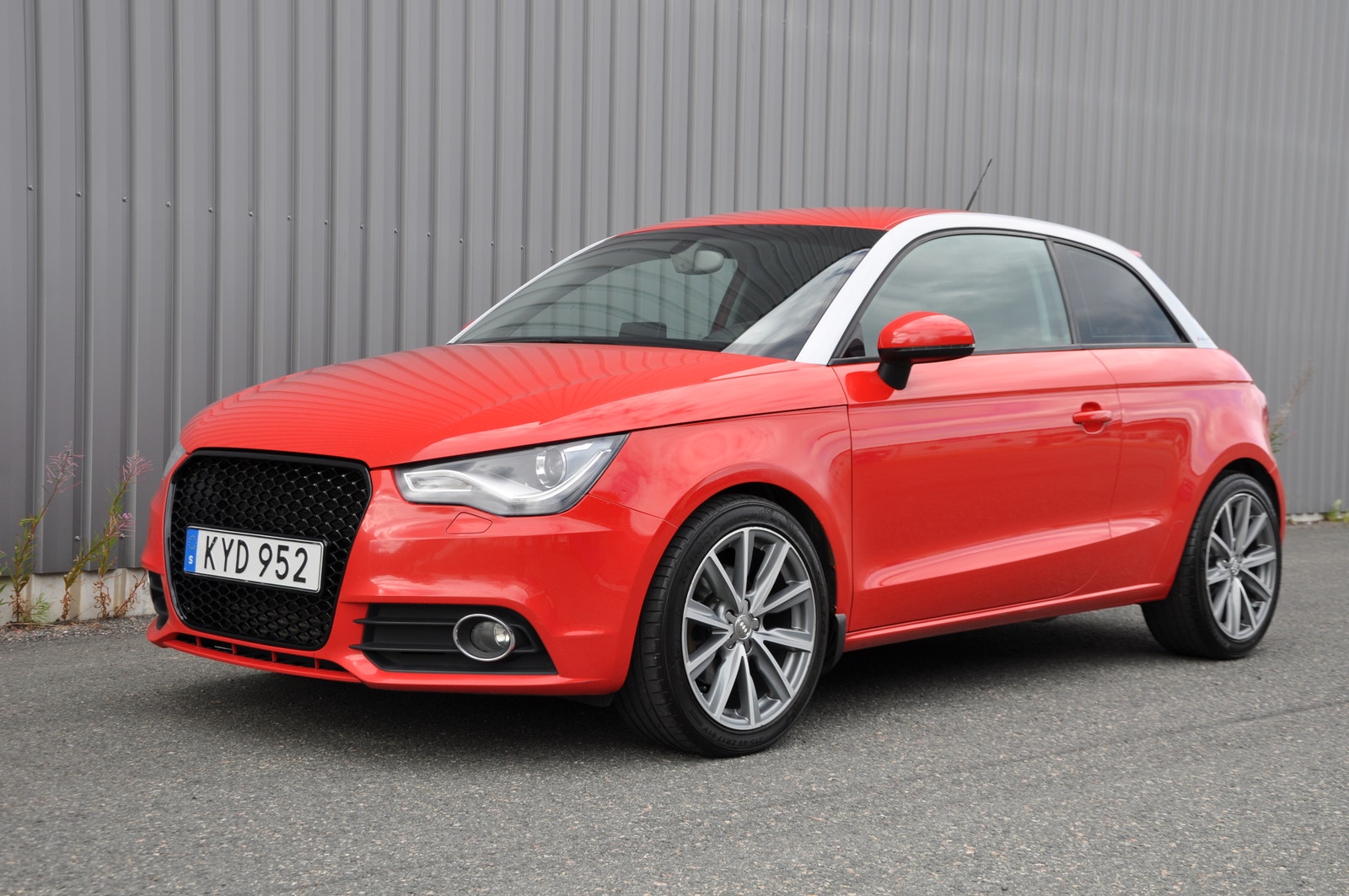 Audi A1 1.6 TDI  Manual, 105hp, 2011