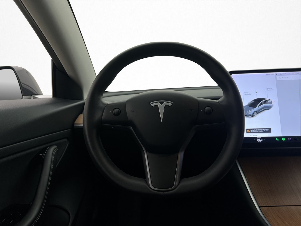 Tesla Model 3 Standard Range Plus, 325hk, 2020