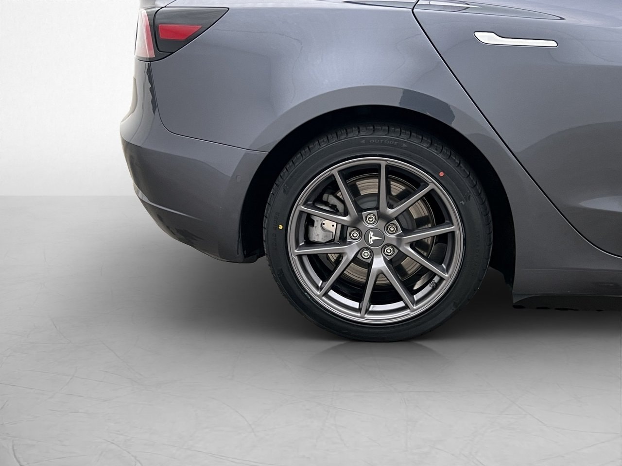 Tesla Model 3 Standard Range Plus, 325hk, 2020