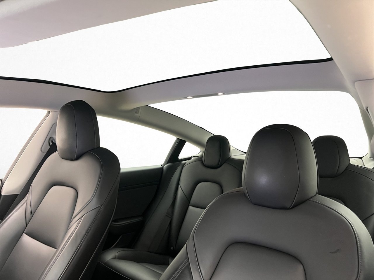 Tesla Model 3 Standard Range Plus, 325hk, 2020