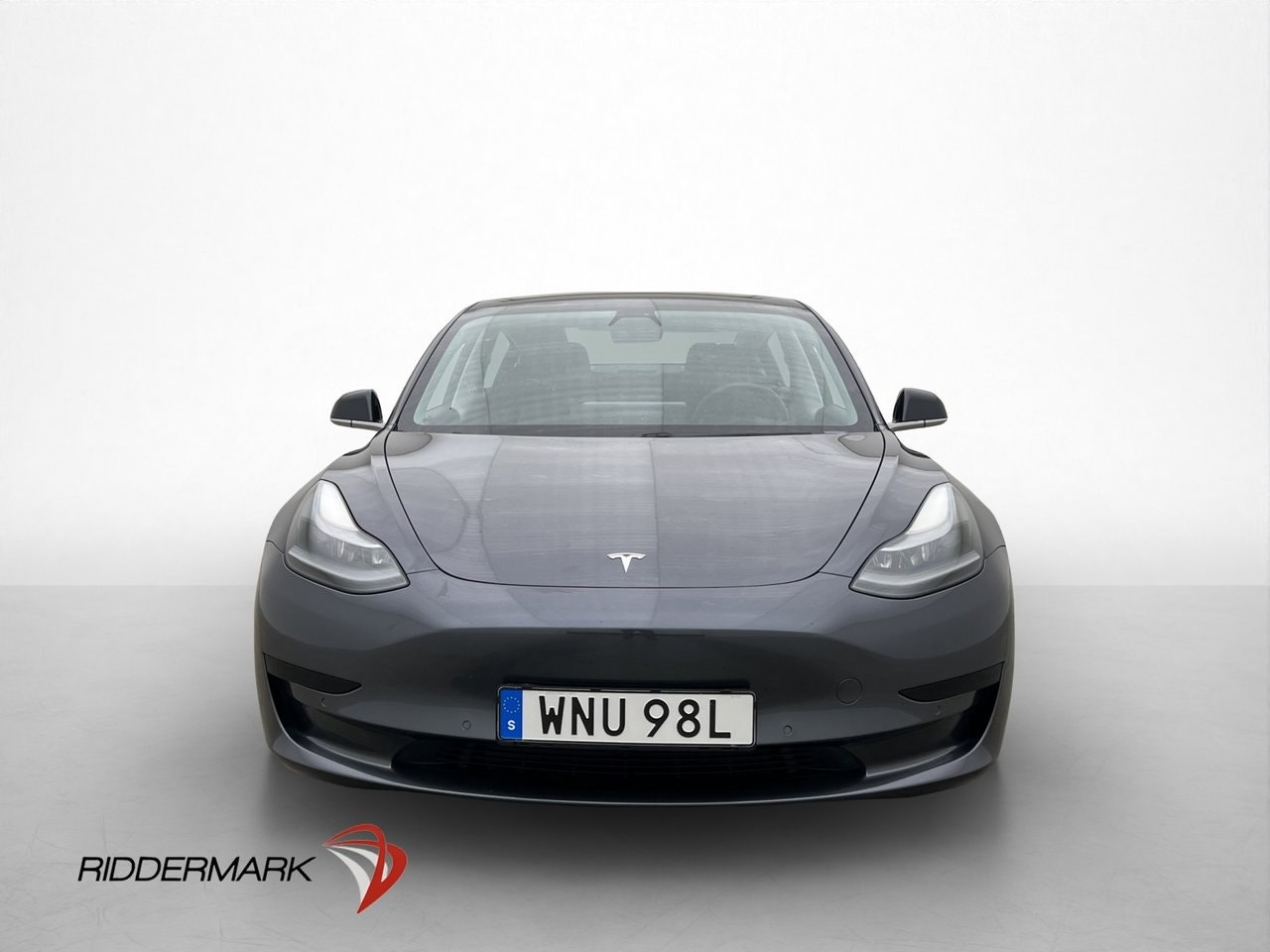 Tesla Model 3 Standard Range Plus, 325hk, 2020