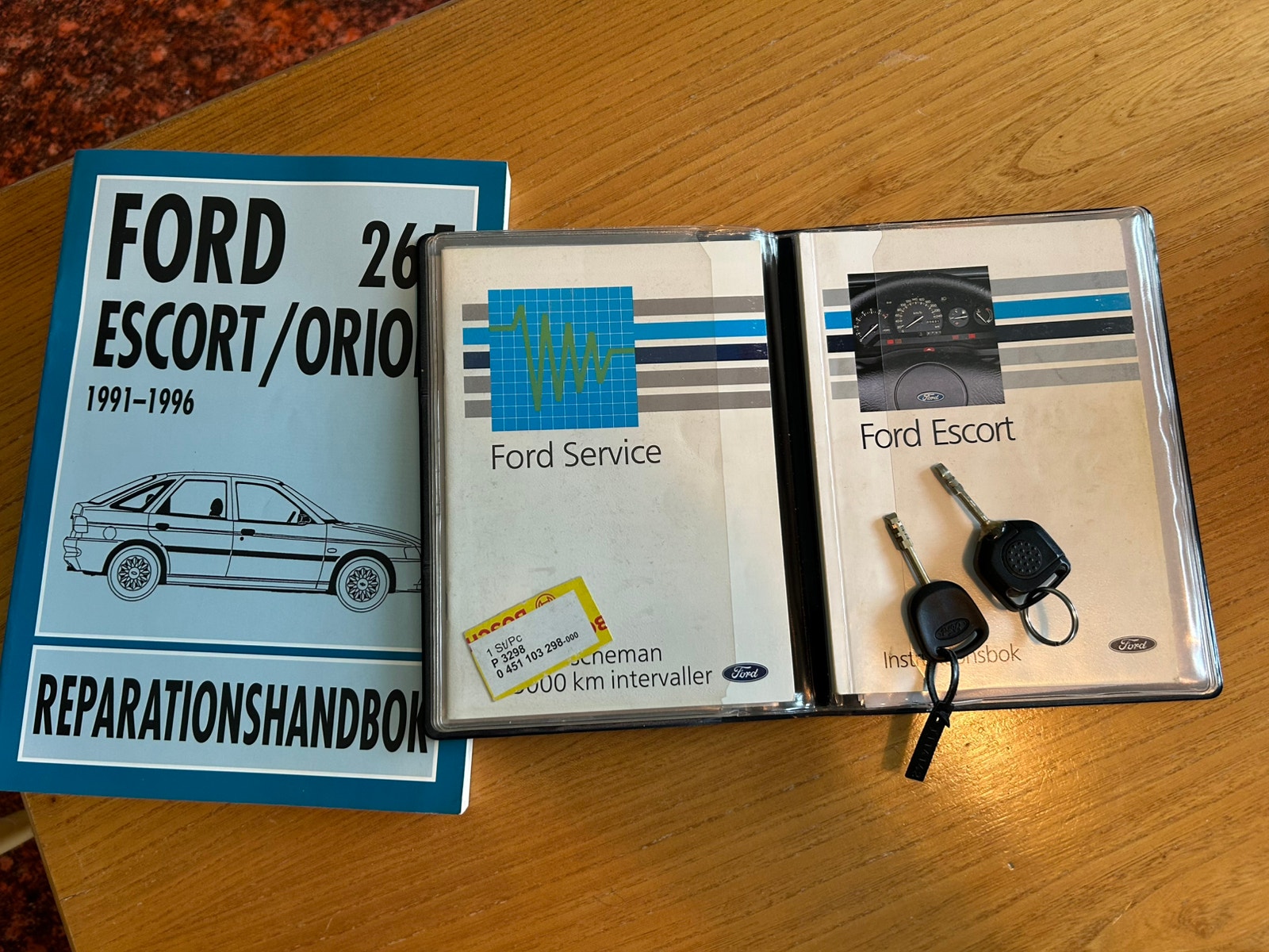 Ford Escort 5-door 1.6 i Manual, 5-trins, 105ps, 1992