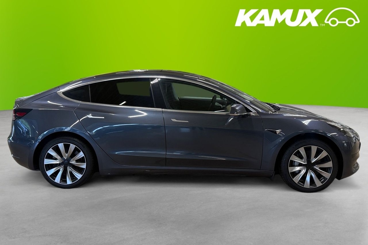 Tesla Model 3 Standard Range Plus, 325hk, 2020