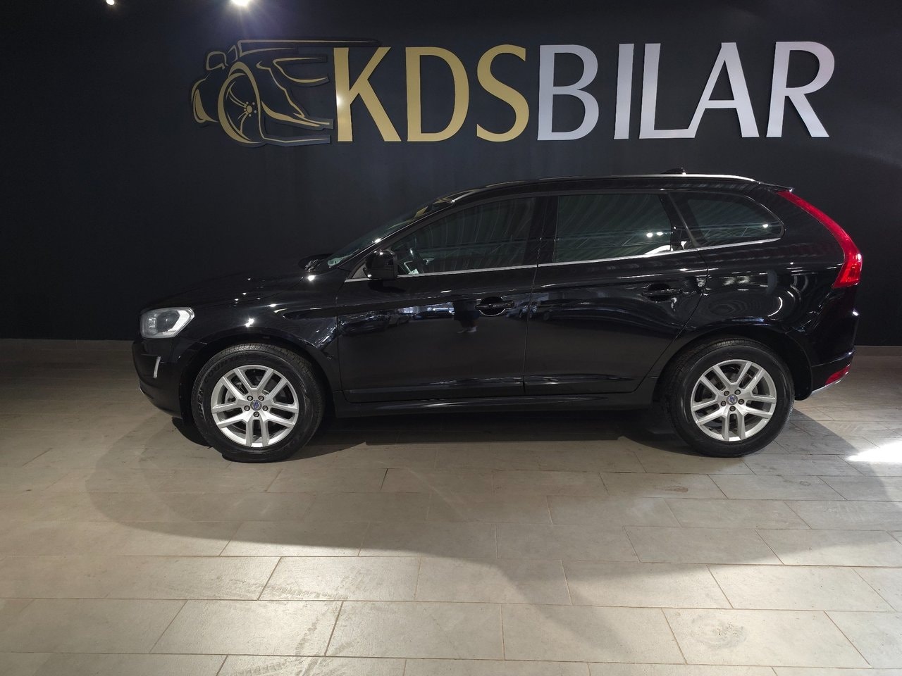 Volvo XC60 190 л.с.