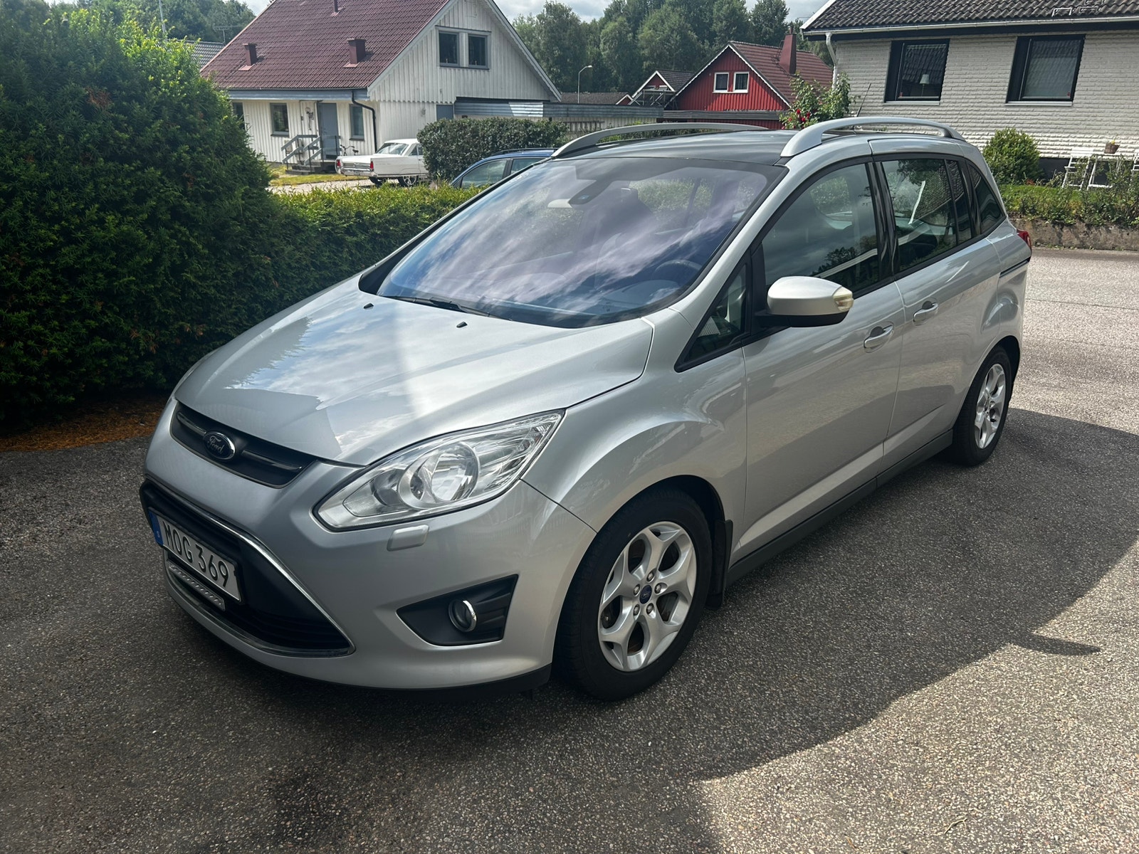Ford Grand C-MAX 2.0 TDCi Powershift 6, 6-trins, 115ps, 2012