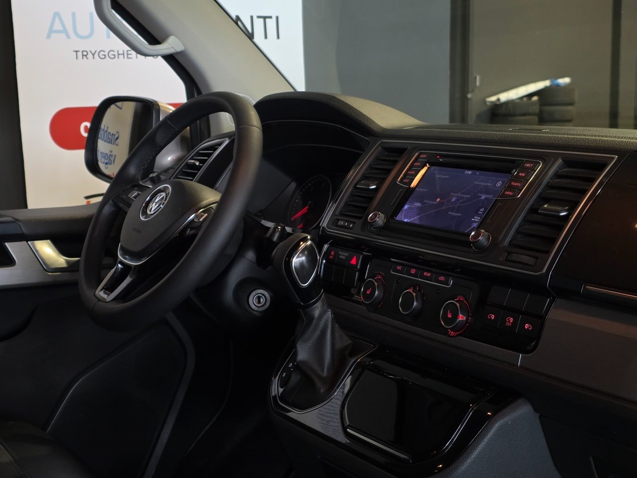 Volkswagen Multivan 2.0 TDI BMT DSG Sequential, 150hp, 2016
