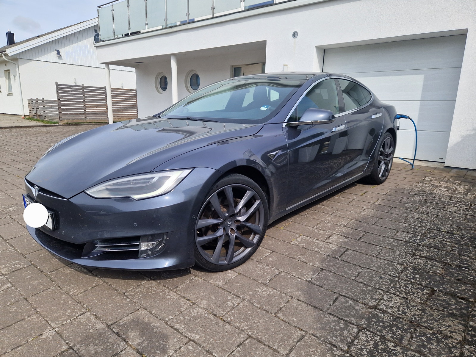 Tesla Model S 75D, 525ps, 2018