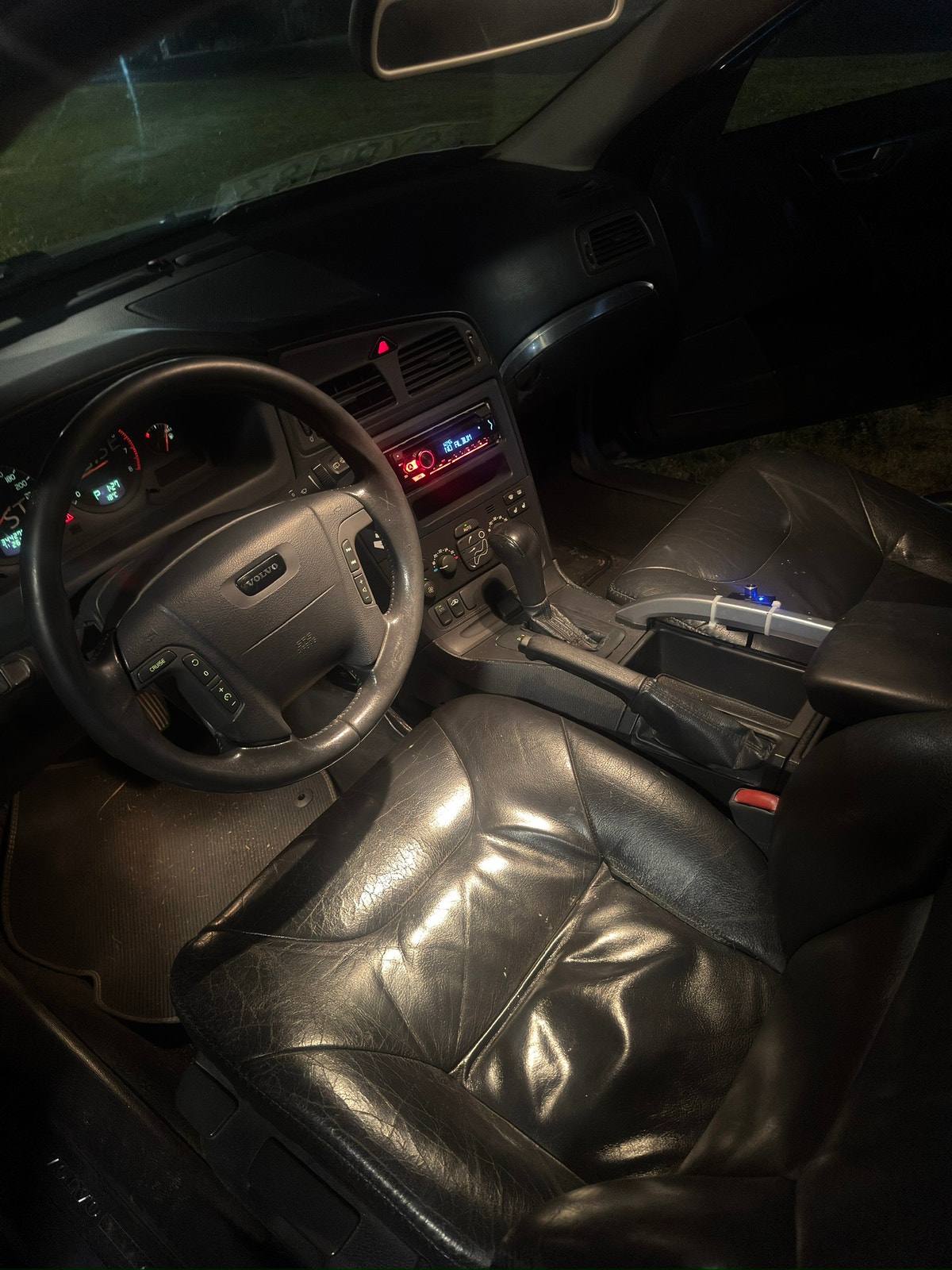 Volvo V70 XC 2.4T AWD Automatic, 200hp, 2002