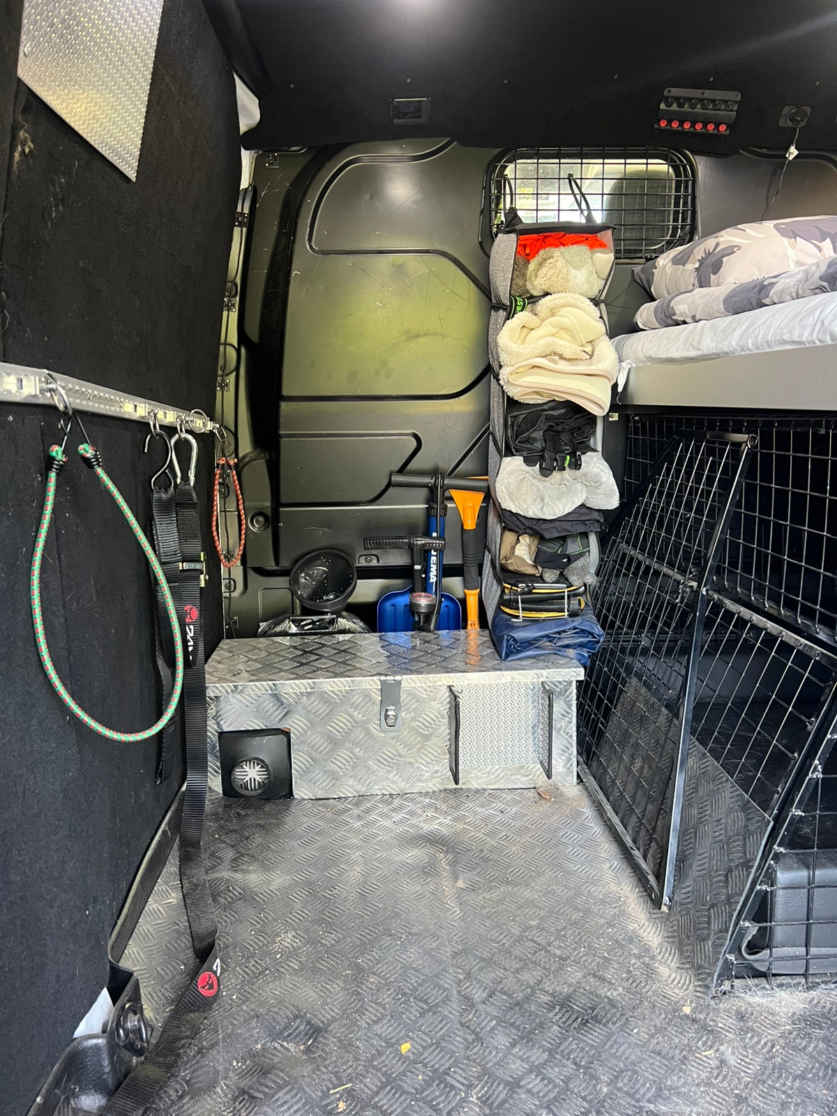 Ford Transit Custom 300 2.0 EcoBlue SelectShift, 6-trins, 130ps, 2020