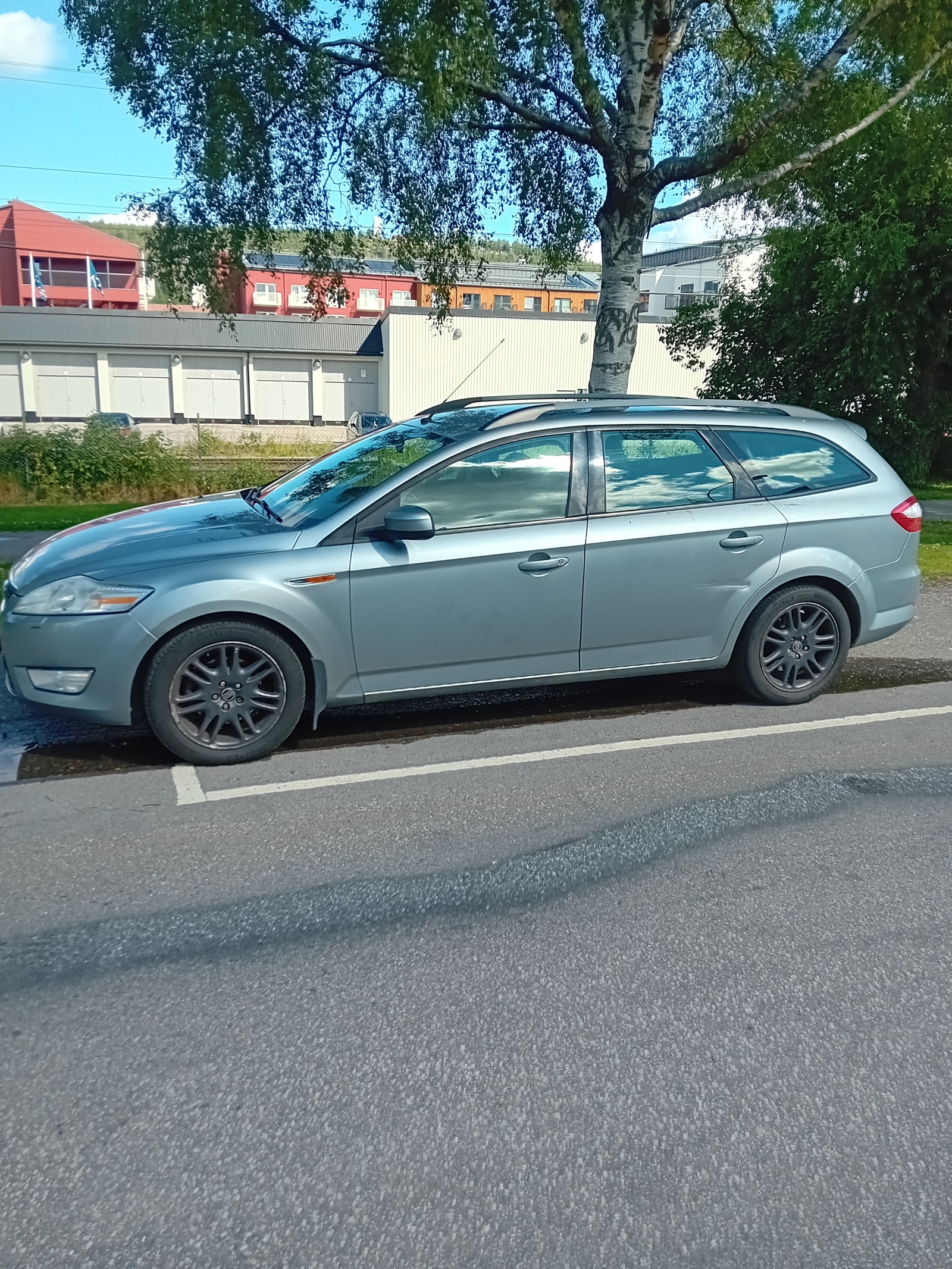 Ford Mondeo Stasjonsvogn 2.0 Flexifuel Manuell, 5-trinn, 145hk, 2008