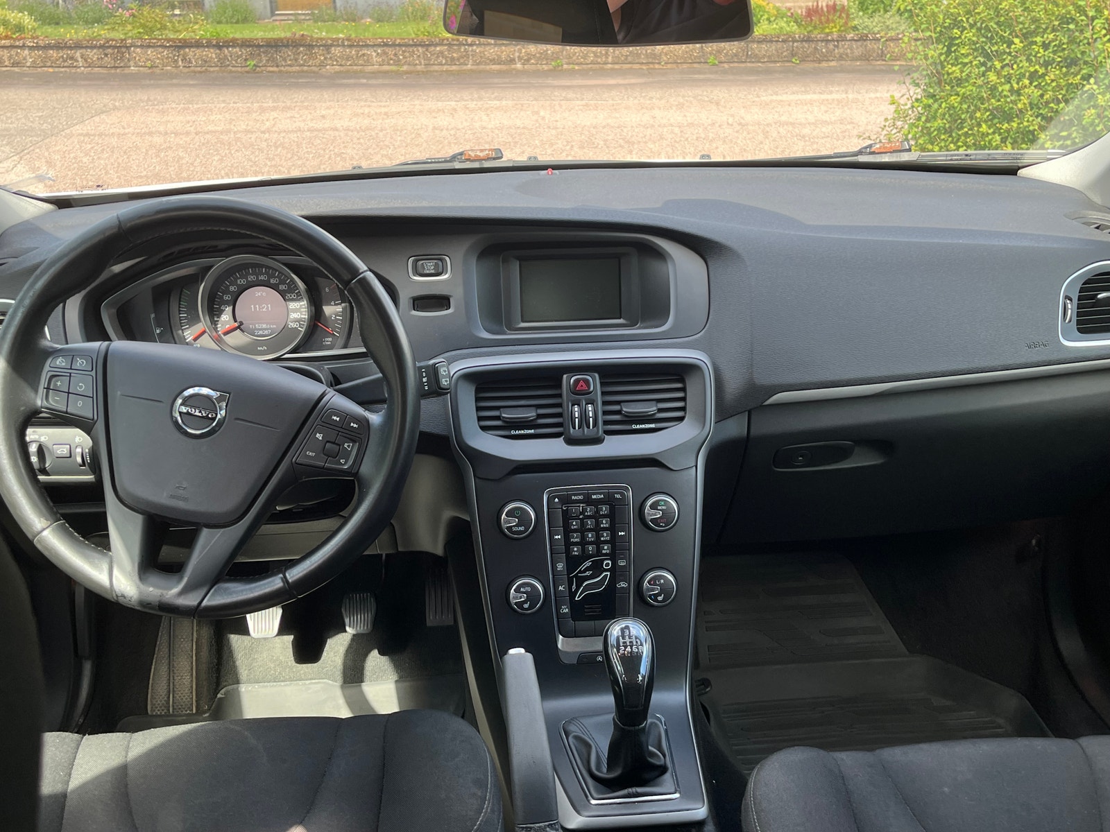Volvo V40 D2 Manual, 6-trins, 120ps, 2017