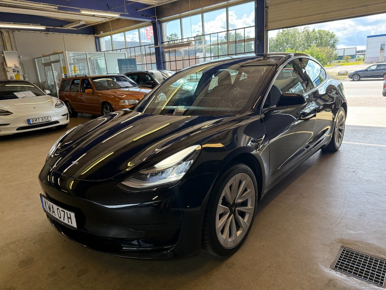 Tesla Model 3 Standard Range Plus, 325hk, 2020