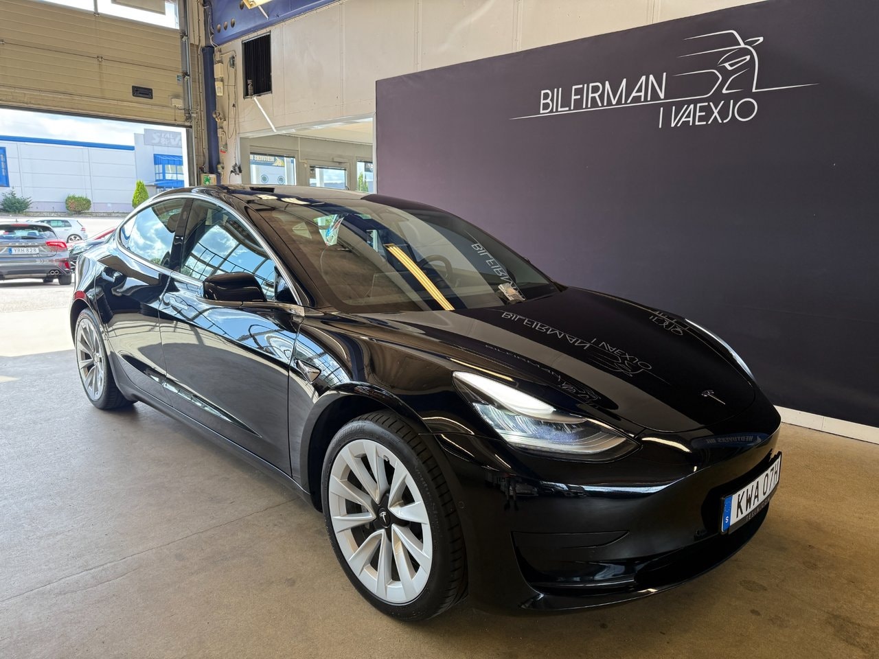 Tesla Model 3 Standard Range Plus, 325hk, 2020