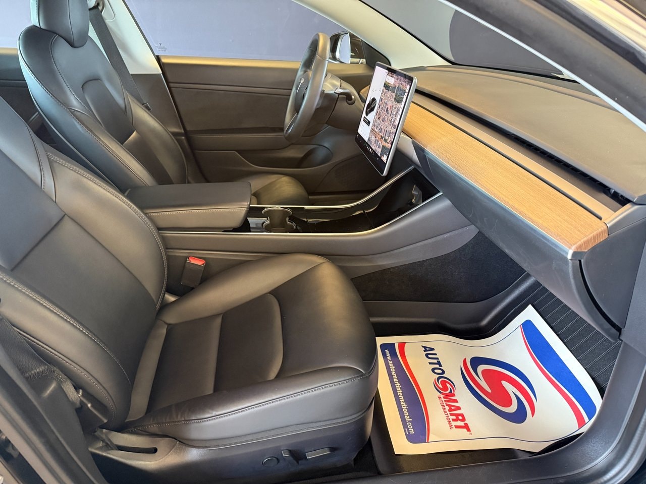 Tesla Model 3 Standard Range Plus, 325hk, 2020