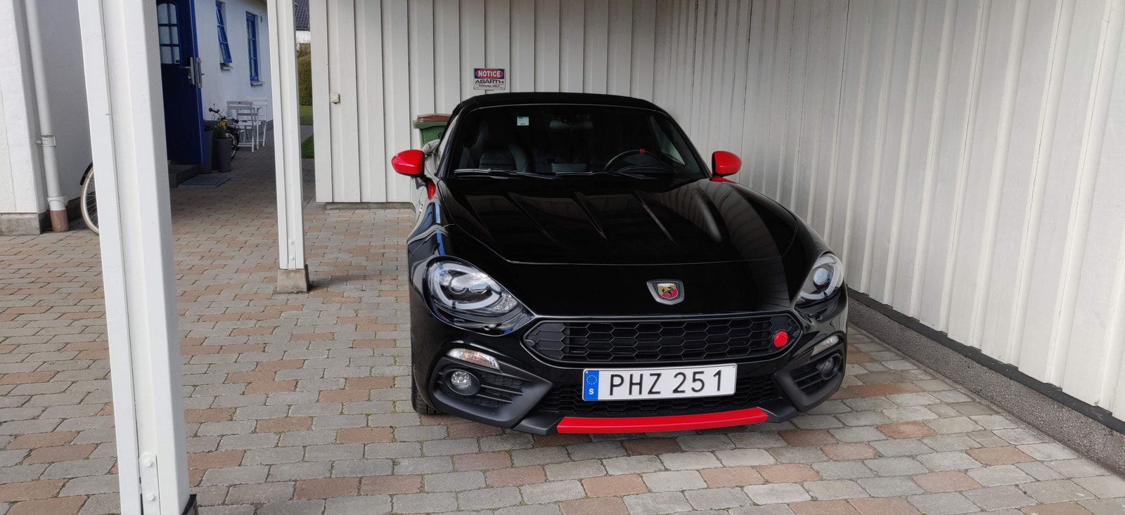 Abarth 124 Spider 1.4 16V MultiAir Automatic, 6-trins, 170ps, 2017